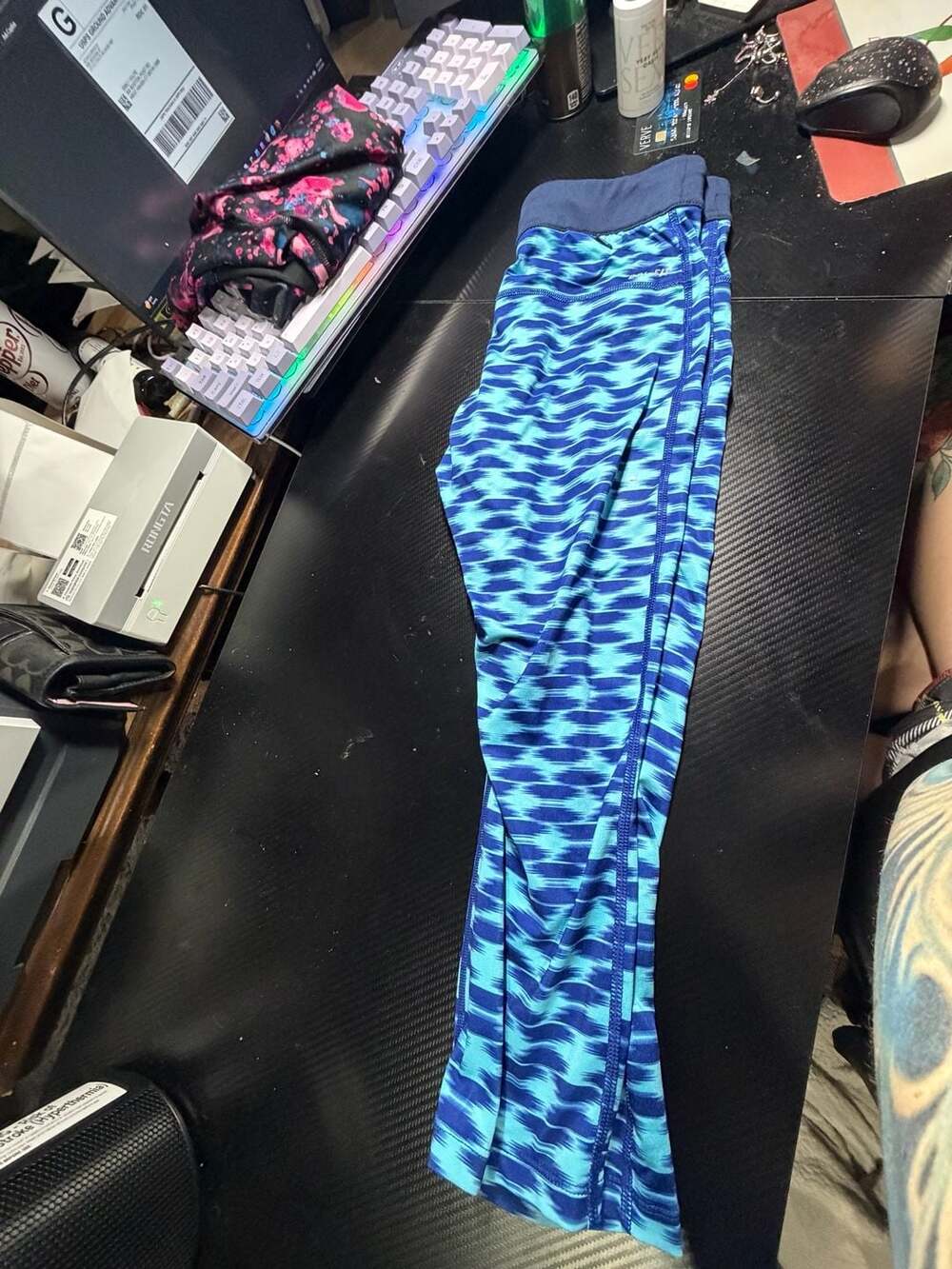 Nike Dri-Fit 'Run Fast Live Fearless' Blue Relay Print Capri Running Tights